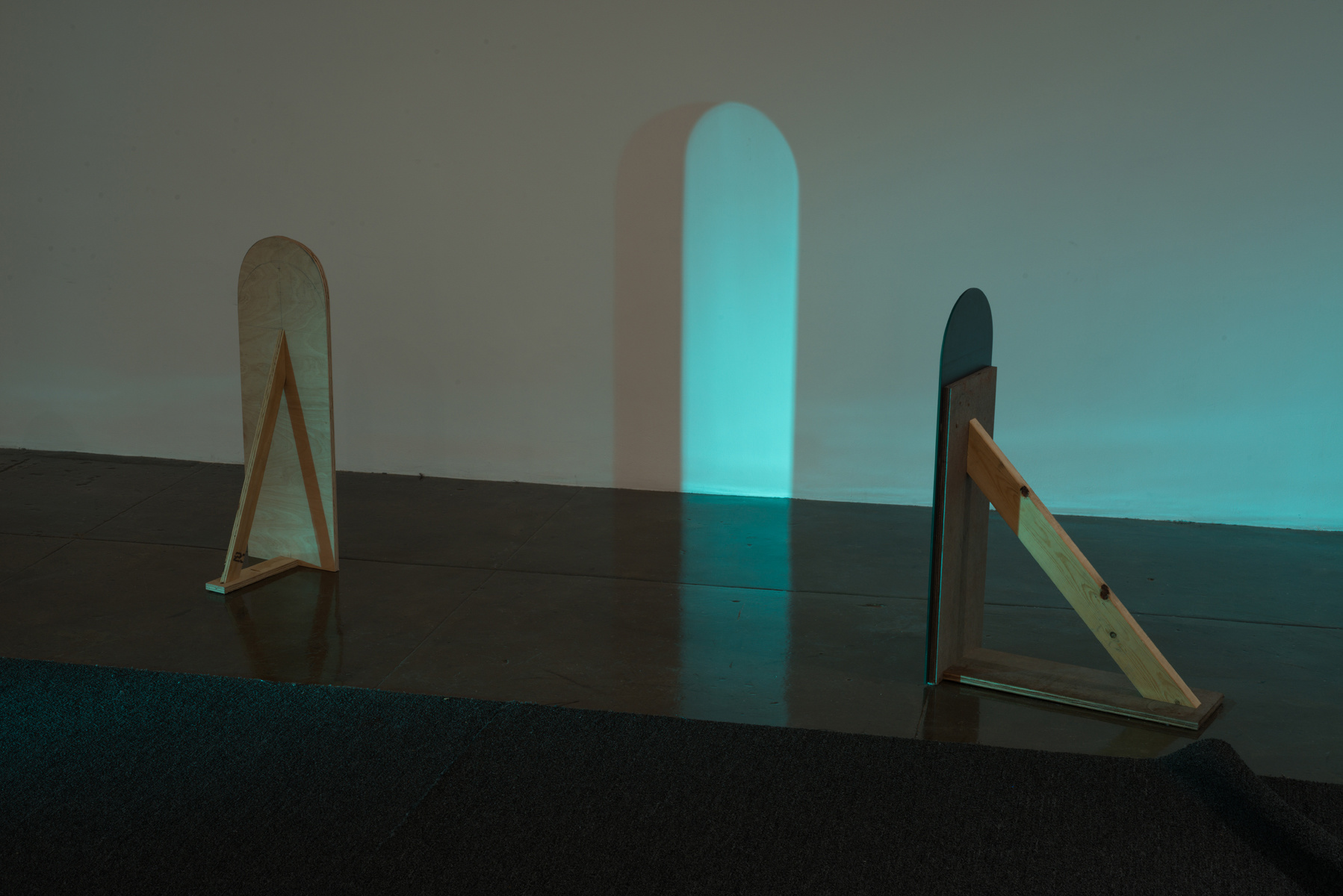 Arch (Eclipse) 2013, wood, mirror, bulb 